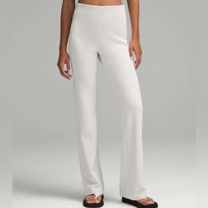 Lululemon Ribbed Softstreme Flared Pant *Tall in Bone Size 10